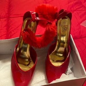 Classy and sassy red sandal pumps